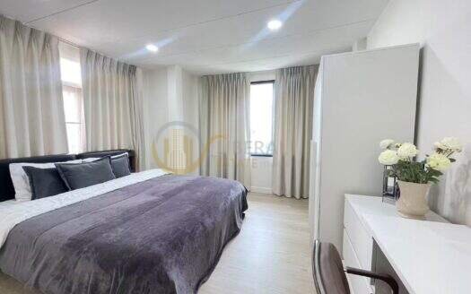 LTH16354 – House for Rent | Huai Khwang–Sutthisan | 5 Beds | 3 Baths | 50 Sq.wah | Pet-Friendly | 80K/Month