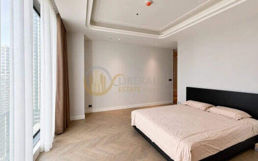 LTHC16398 – Luxury Condo For Rent | One89 Wireless | Near MRT Lumphini | 218 Sq.m. | 3 Beds | 4 Baths | 400K/Month